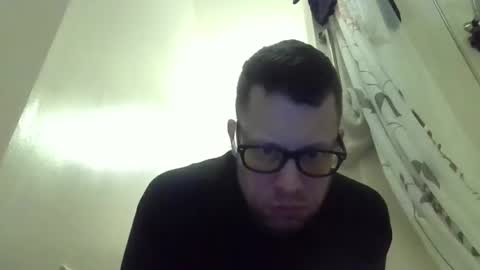 kinkystrides online show from February 10, 3:10 am