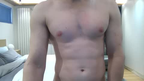 Snapshot of kinkystudfantasy chatting on February 24, 12:19 am KinkyStudFantasy online show from February 24, 12:19 am