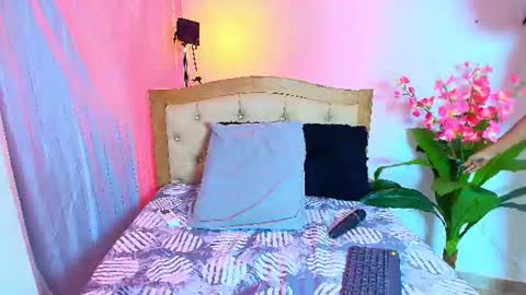 Isabella  online show from August 1, 1:21 pm