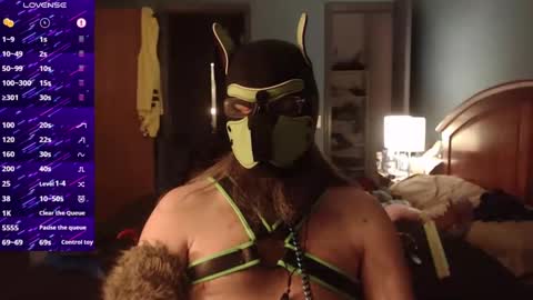 Snapshot of kinkywolf87 chatting on October 28, 5:11 am kinkywolf87 online show from October 28, 5:11 am