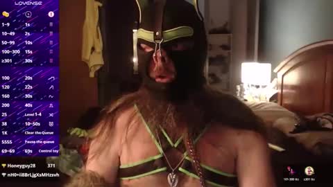 Snapshot of kinkywolf87 chatting on November 13, 5:17 am kinkywolf87 online show from November 13, 5:17 am