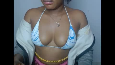 Snapshot of kinkyxxnasty chatting on October 31, 10:38 am kinkyxxnasty online show from October 31, 10:38 am