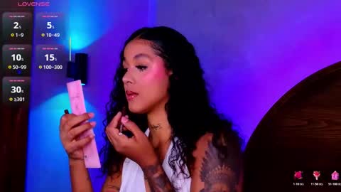 Snapshot of kinsleybrown chatting on March 9, 4:33 pm CALL ME KINSLEY online show from March 9, 4:33 pm