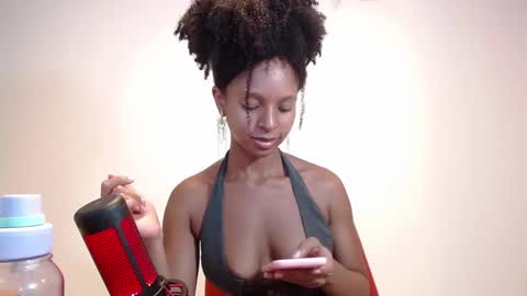 Snapshot of kintsugim chatting on February 20, 6:19 am kintsugi online show from February 20, 6:19 am