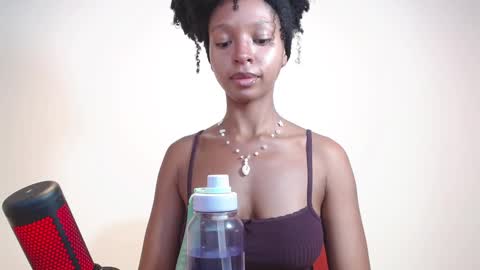 Snapshot of kintsugim chatting on February 22, 2:34 am kintsugi online show from February 22, 2:34 am