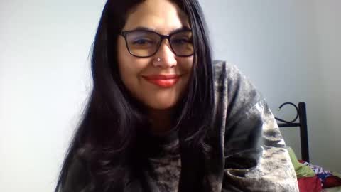 kion_and_valu online show from October 11, 4:16 pm