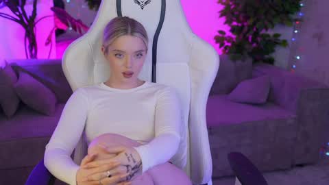 Sweet girls online show from February 16, 6:32 am
