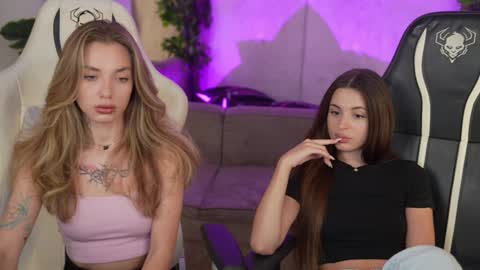 Sweet girls online show from September 16, 9:38 pm