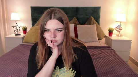kira888soon online show from June 2, 5:09 am