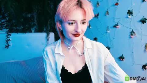 Kira online show from April 24, 8:55 pm