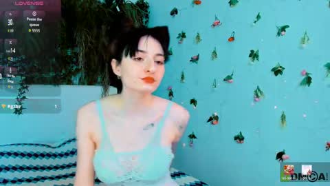 Kira online show from May 23, 10:25 pm