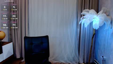 kira_energy online show from March 27, 2:39 am