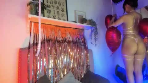 Snapshot of kira_exe chatting on February 13, 12:12 pm kira_exe online show from February 13, 12:12 pm