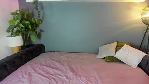 Snapshot of kira_exe chatting on February 18, 12:01 pm kira_exe online show from February 18, 12:01 pm