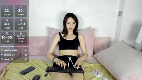 Kira GMT2 Mon 3-9 AM Tue 3-9 AM Wed 3-9 AM Sat 3-9 AM Sun 3-9 AM. online show from December 14, 11:50 am