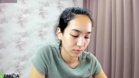 Aura online show from October 1, 4:07 am