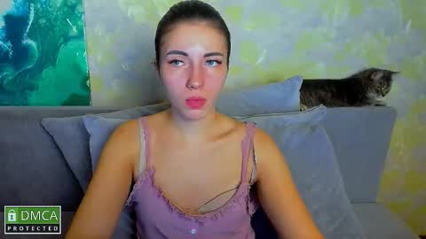 Snapshot of kira_moon_1 chatting on November 19, 7:25 pm Kira online show from November 19, 7:25 pm