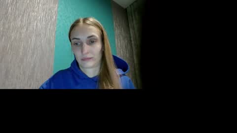 kira_morekiss online show from February 6, 7:28 pm