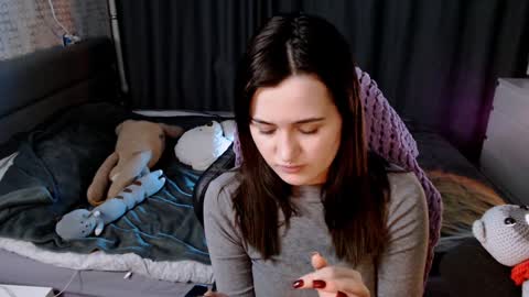 Snapshot of kira_yammy chatting on January 21, 1:50 am Kira follow me online show from January 21, 1:50 am