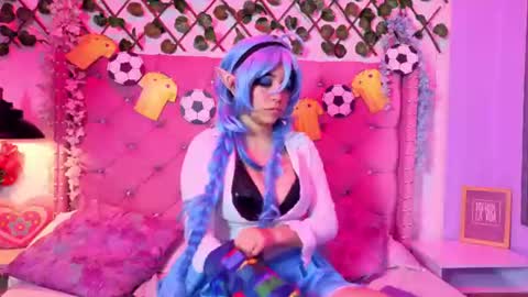 Kira online show from June 26, 8:35 pm