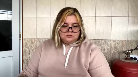 Just Kira online show from December 26, 10:59 am