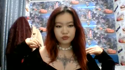 Snapshot of kiradrip chatting on December 1, 6:46 pm Kira online show from December 1, 6:46 pm