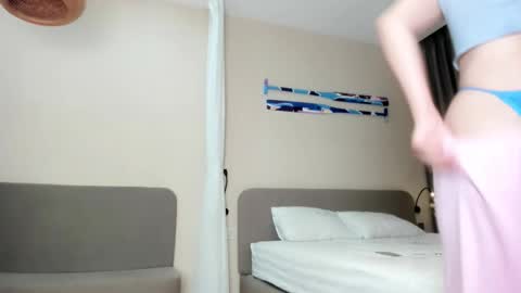 love you online show from February 26, 12:15 pm