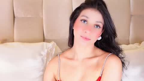 kira online show from December 15, 1:10 am