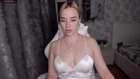 Snapshot of kirakrox chatting on October 12, 6:40 pm kirakrox online show from October 12, 6:40 pm