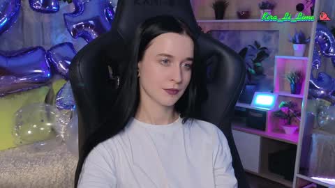 Kira    online show from December 13, 2:43 am