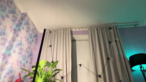Kira    online show from June 19, 8:23 pm