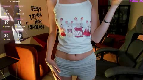 Kira online show from October 18, 8:42 pm