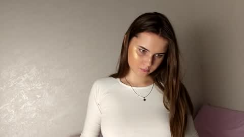 Emily online show from March 28, 1:11 pm