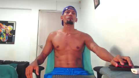 kiran_01 online show from February 1, 10:55 pm