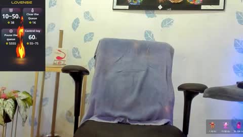 kiran_01 online show from October 22, 5:56 pm