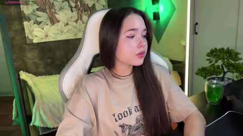 Kira online show from February 22, 9:12 am