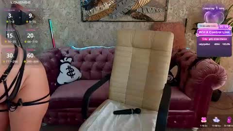 Snapshot of kiraroxx chatting on March 4, 2:42 pm Kira online show from March 4, 2:42 pm