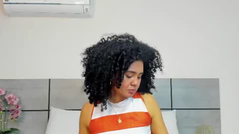 kiraspell online show from July 29, 11:19 am