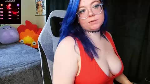 KiraSpitQueen online show from December 13, 5:27 am