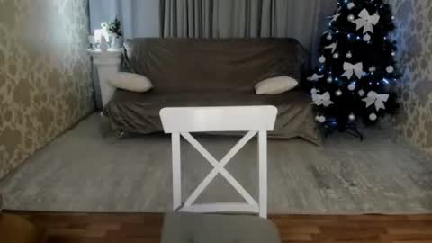 Kira online show from December 20, 11:50 am