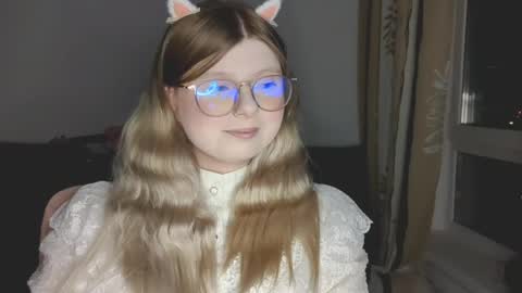 KiraYume online show from May 12, 8:06 pm