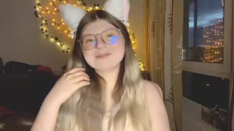 KiraYume online show from June 14, 10:01 pm