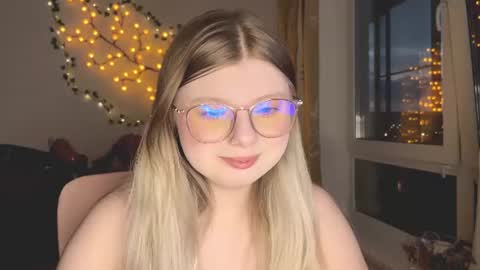 KiraYume online show from July 14, 10:37 pm