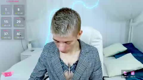    online show from December 1, 7:03 pm