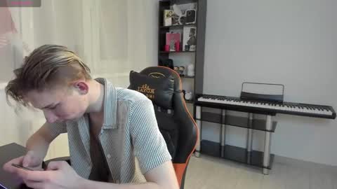 Kirill and Andrey online show from February 11, 9:46 pm