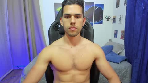 Snapshot of kiritosexhot chatting on February 1, 6:00 am Jacob online show from February 1, 6:00 am