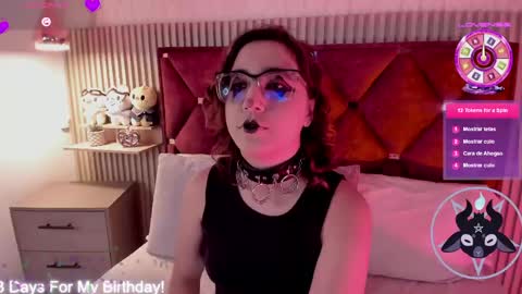 Samantha  Velvet online show from May 5, 7:55 pm