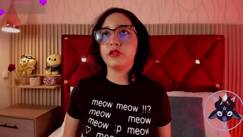 Samantha  Velvet online show from May 30, 7:22 pm