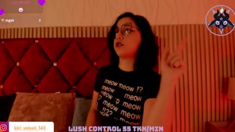 Samantha  Velvet online show from June 2, 8:33 pm