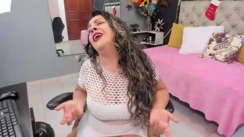 kriss online show from December 16, 8:25 pm